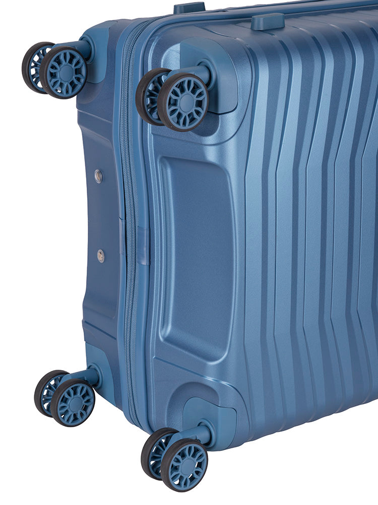 Cellini Aerotech Medium 4 Wheel Trolley Case