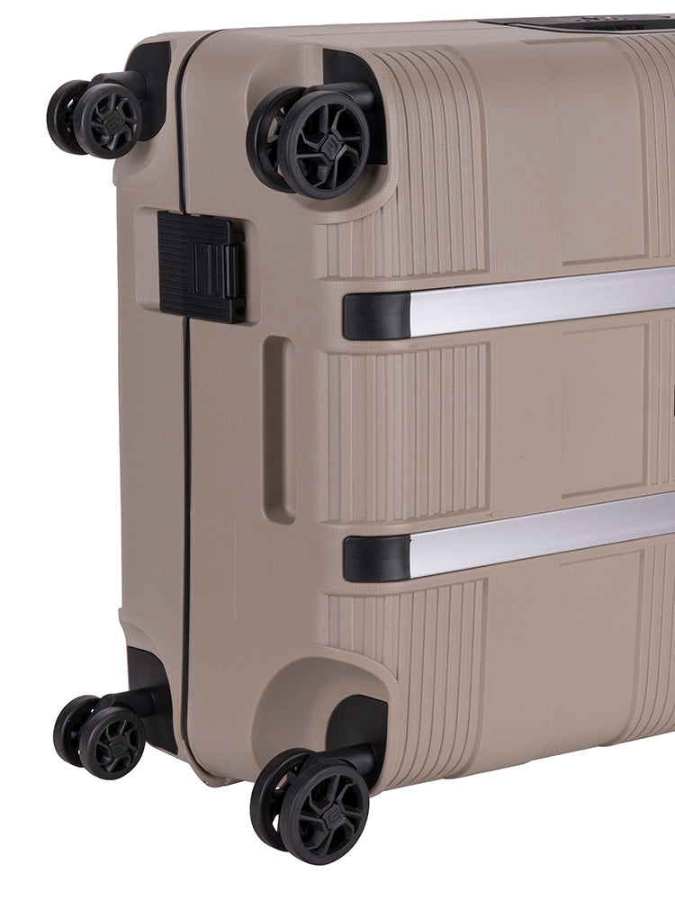 Cellini Safetech Zipperless Lock Medium 4 Wheel Trolley Case