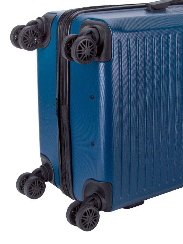 Voyager Mahe Medium 4 Wheel Trolley Case