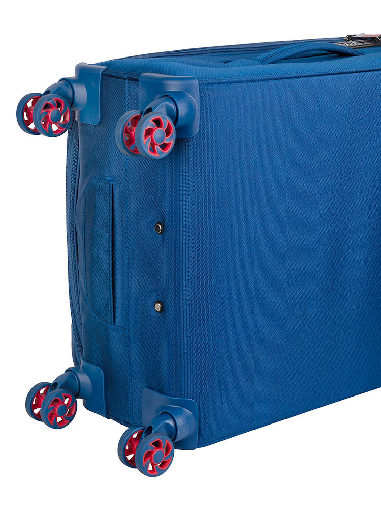 Voyager Synergy Medium 4 Wheel Trolley Case