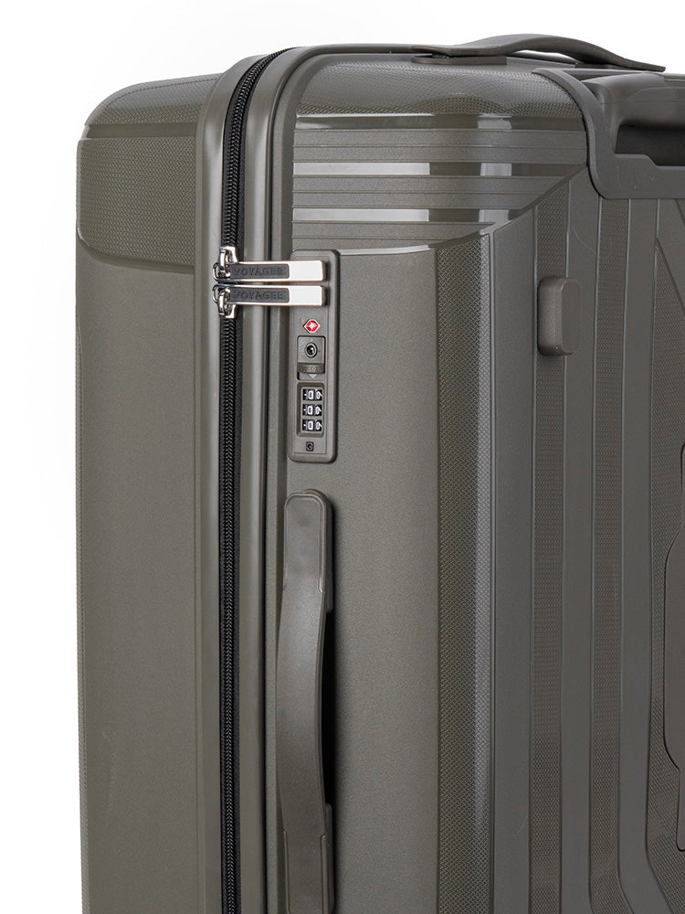 Voyager Trunk Medium 4 Wheel Trolley Case