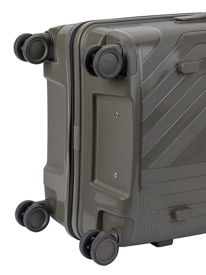 Voyager Trunk Medium 4 Wheel Trolley Case