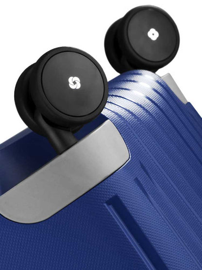 Samsonite S'cure Medium 4 Wheel Trolley Case