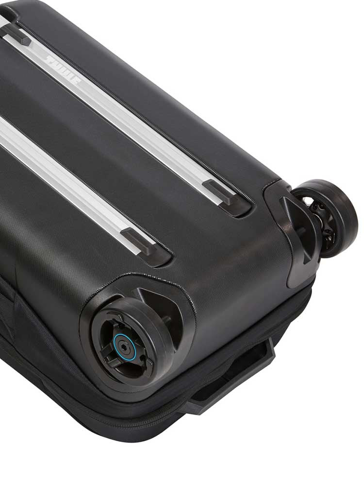 Thule Subterra 550mm Rolling Carry On
