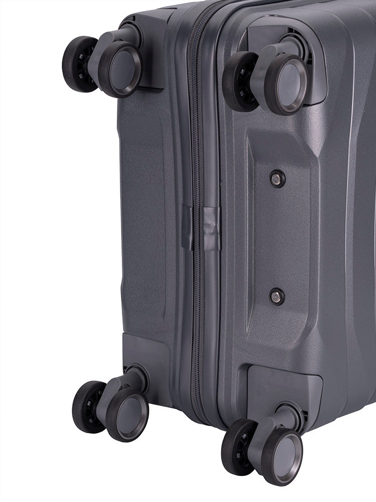 Cellini Grande 4-Wheel Carry-On Trolley Case