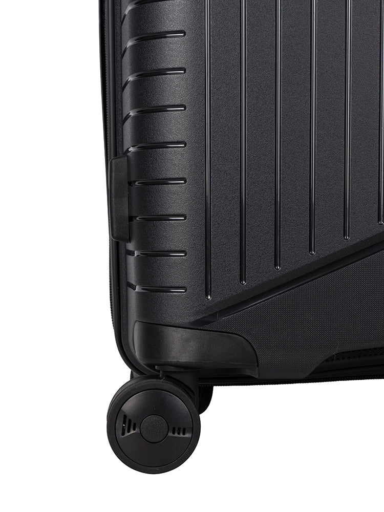 Jump Evae Medium 4 Wheel Trolley Case