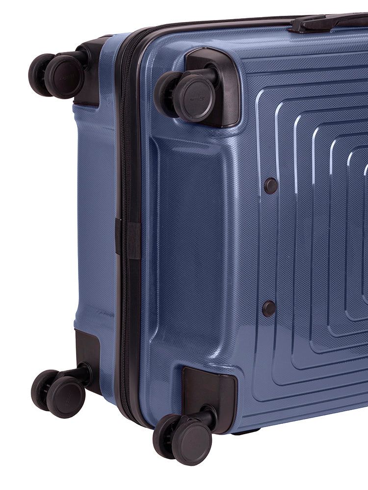 Cellini Flexilite 4 Wheel Medium Trolley Case