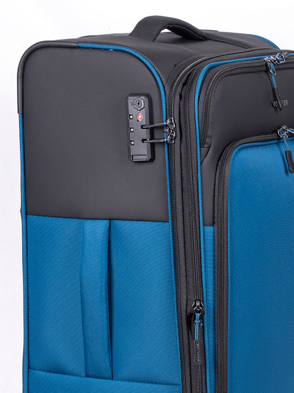 Voyager On The Go Medium 4 Wheel Trolley Case - Blue
