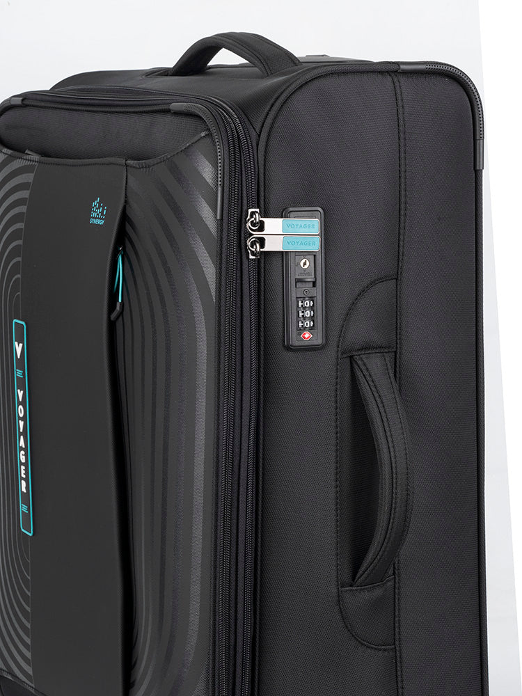 Voyager Synergy Medium 4 Wheel Trolley Case