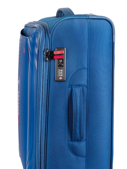Voyager Synergy Medium 4 Wheel Trolley Case