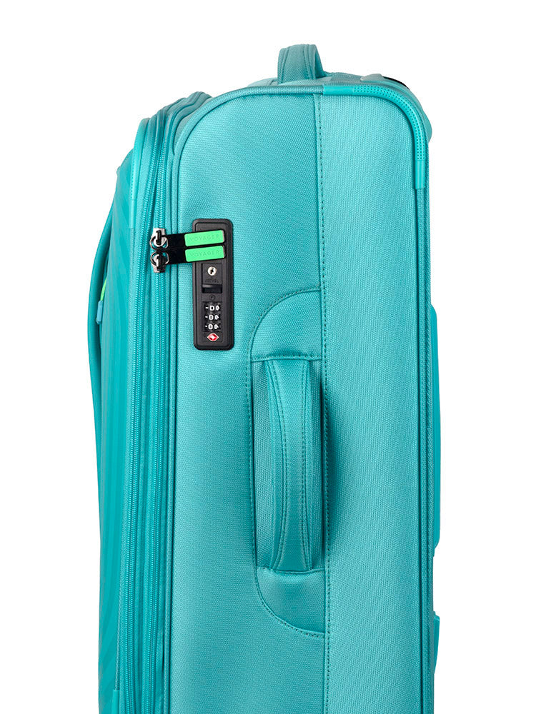 Voyager Synergy Medium 4 Wheel Trolley Case