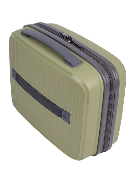 Voyager Traveler Beauty Case