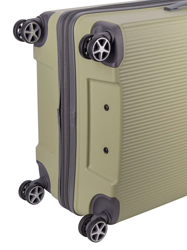 Voyager Traveler Large 4 Wheel Trolley Case