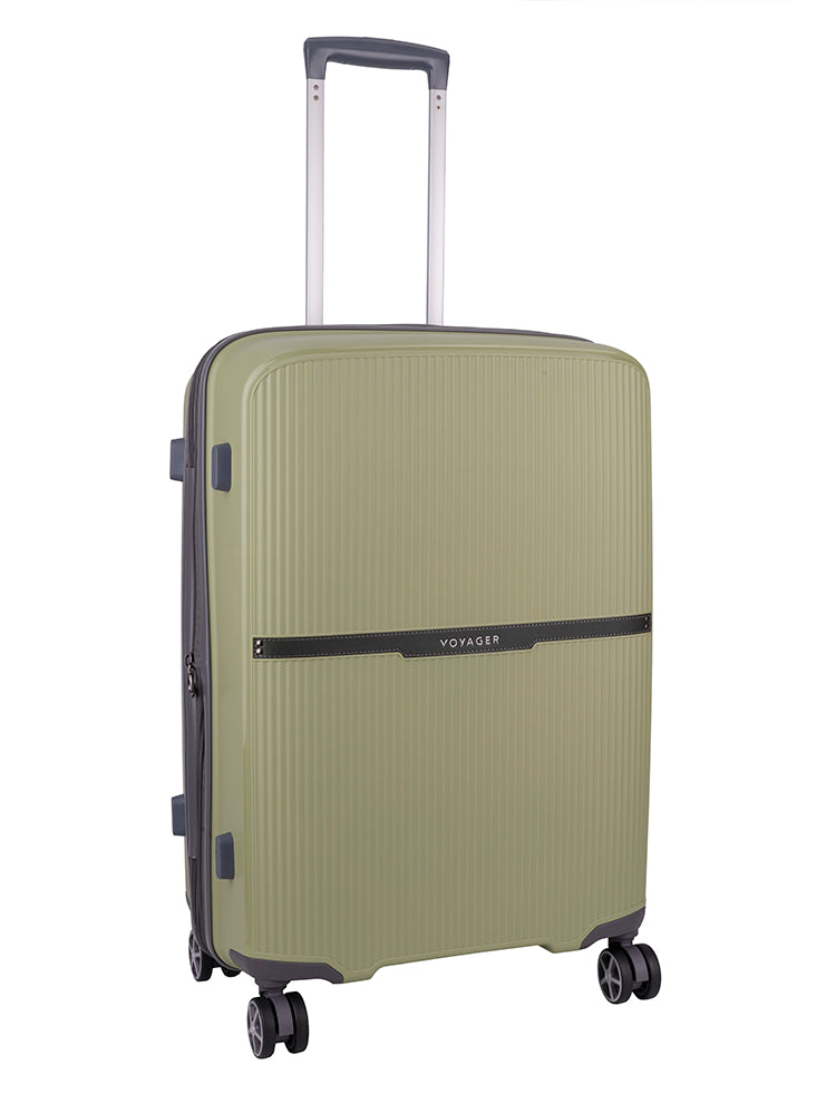 Voyager Traveler Medium 4 Wheel Trolley Case